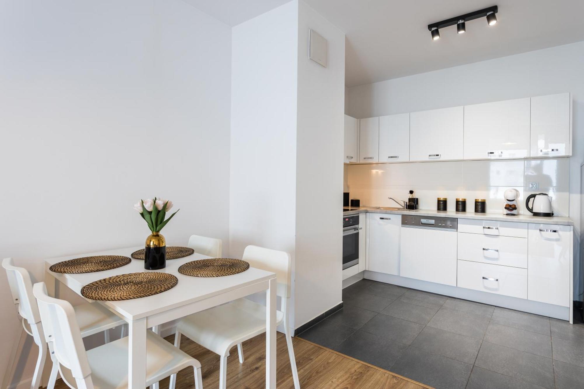 Urban Chic - Pereca - Rondo Onz - Luxury Warsaw Stays - 14 People 外观 照片